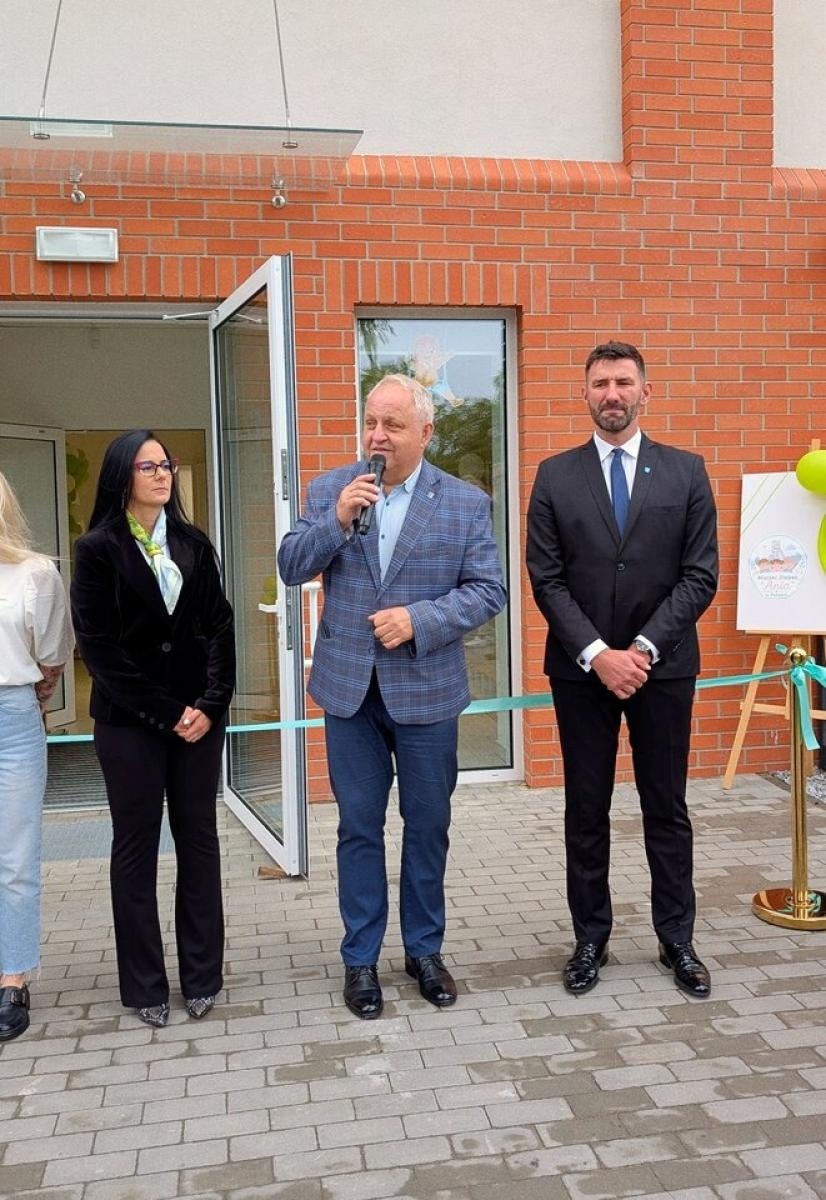 Zdjęcie w galerii na portalu naszwodzislaw.com: Nowy żłobek w Pszowie już otwarty. Ania przyjmie najmłodszych od września wiadomości z regionu