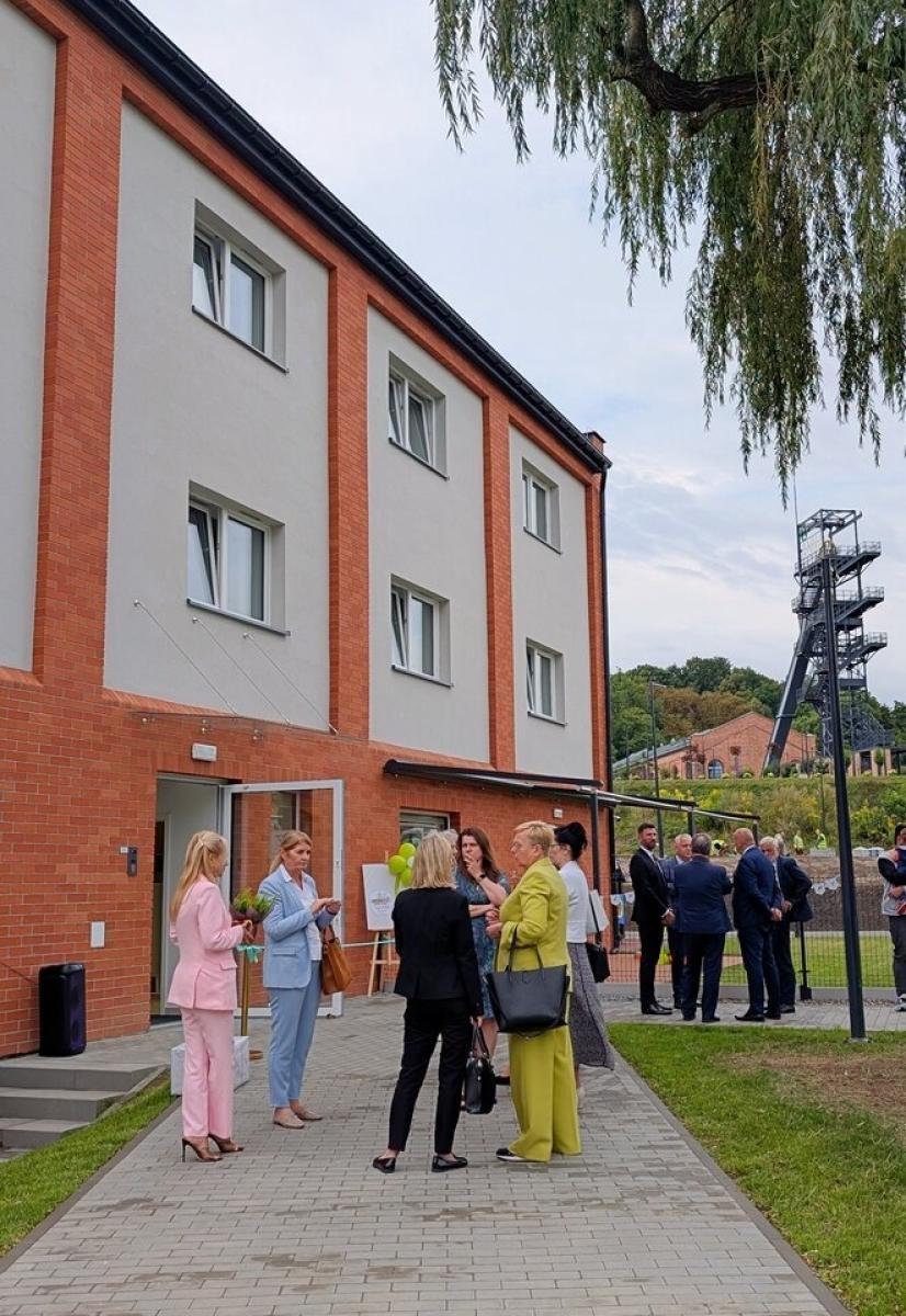Zdjęcie w galerii na portalu naszwodzislaw.com: Nowy żłobek w Pszowie już otwarty. Ania przyjmie najmłodszych od września wiadomości z regionu