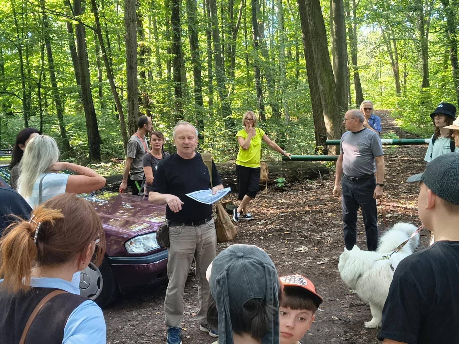 Zdjęcie w galerii na portalu naszwodzislaw.com: Szlakami Grodziska po raz drugi. Mieszkańcy Wodzisławia odkrywali historię legendarnego miejsca wiadomości z regionu