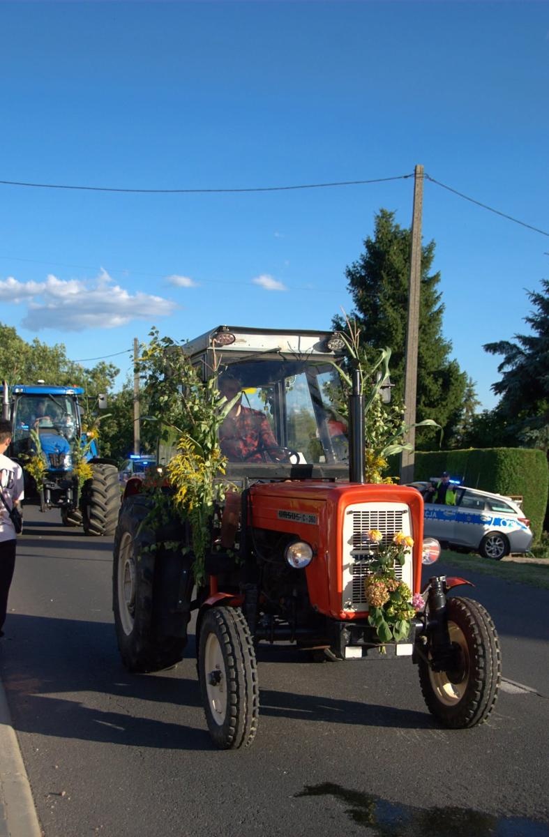 Zdjęcie w galerii na portalu naszwodzislaw.com: Pszów podziękował za plony. Dożynki przyciągnęły mieszkańców i gości [FOTO] wiadomości z regionu