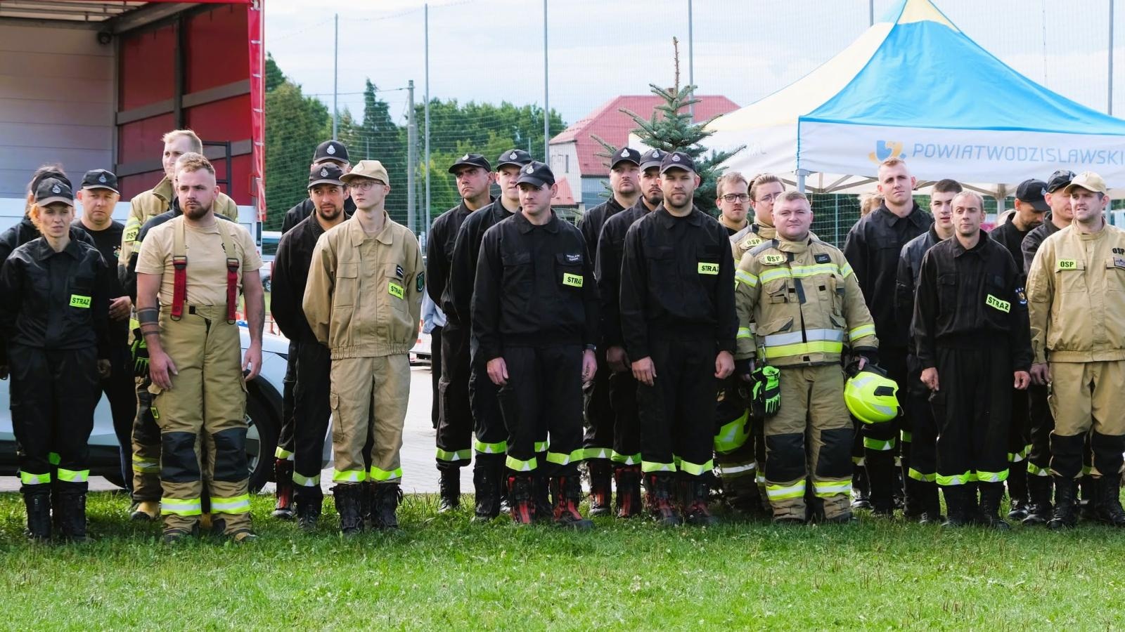 Zdjęcie w galerii na portalu naszwodzislaw.com: Najtwardsi strażacy znów stanęli do walki. Kto okazał się najlepszy? wiadomości z regionu