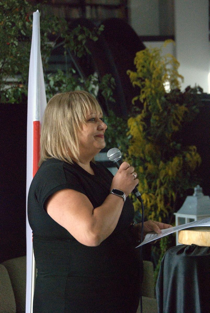 Zdjęcie w galerii na portalu naszwodzislaw.com: Dziady wybrzmiały w Pszowie. Za nami XV edycja Narodowego Czytania wiadomości z regionu