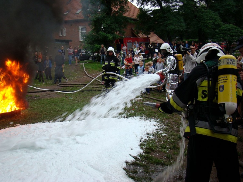 Zdjęcie w galerii na portalu naszwodzislaw.com: Piana Party na SZLUCHCIE wiadomości z regionu