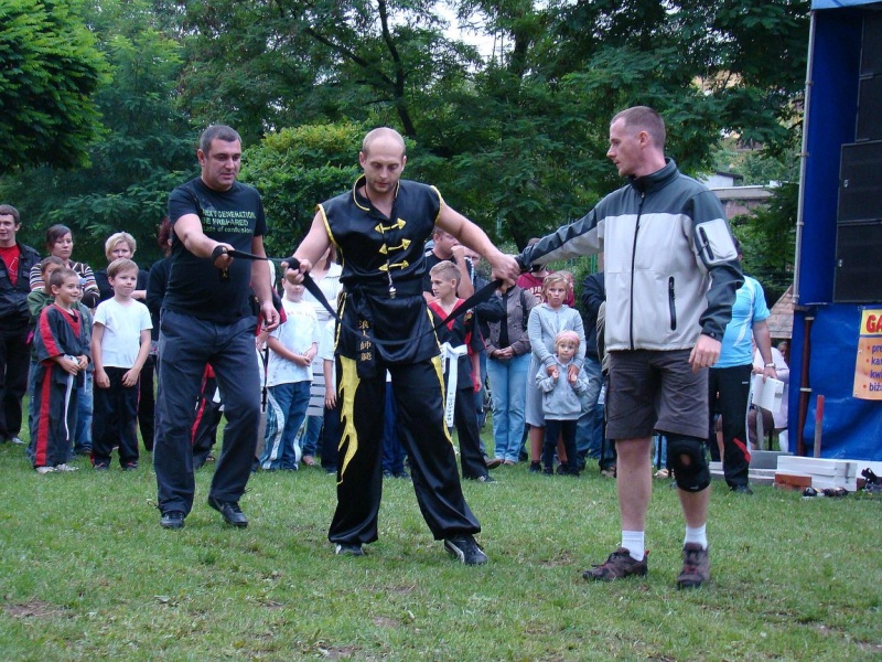 Zdjęcie w galerii na portalu naszwodzislaw.com: Piana Party na SZLUCHCIE wiadomości z regionu