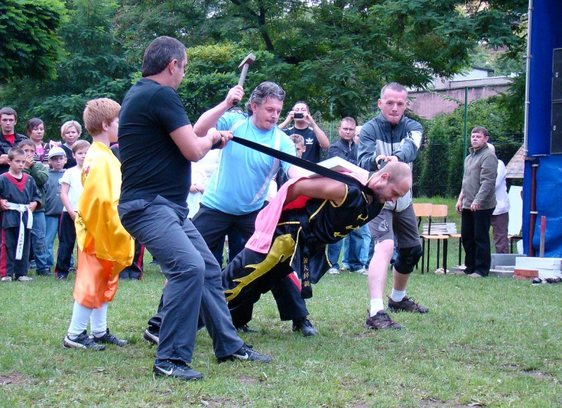 Zdjęcie w galerii na portalu naszwodzislaw.com: Piana Party na SZLUCHCIE wiadomości z regionu