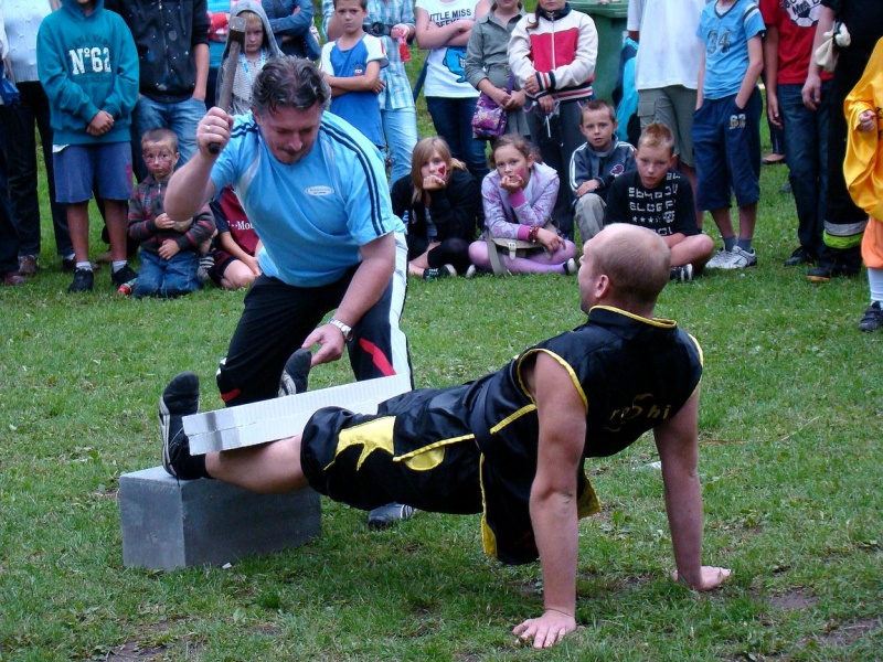 Zdjęcie w galerii na portalu naszwodzislaw.com: Piana Party na SZLUCHCIE wiadomości z regionu