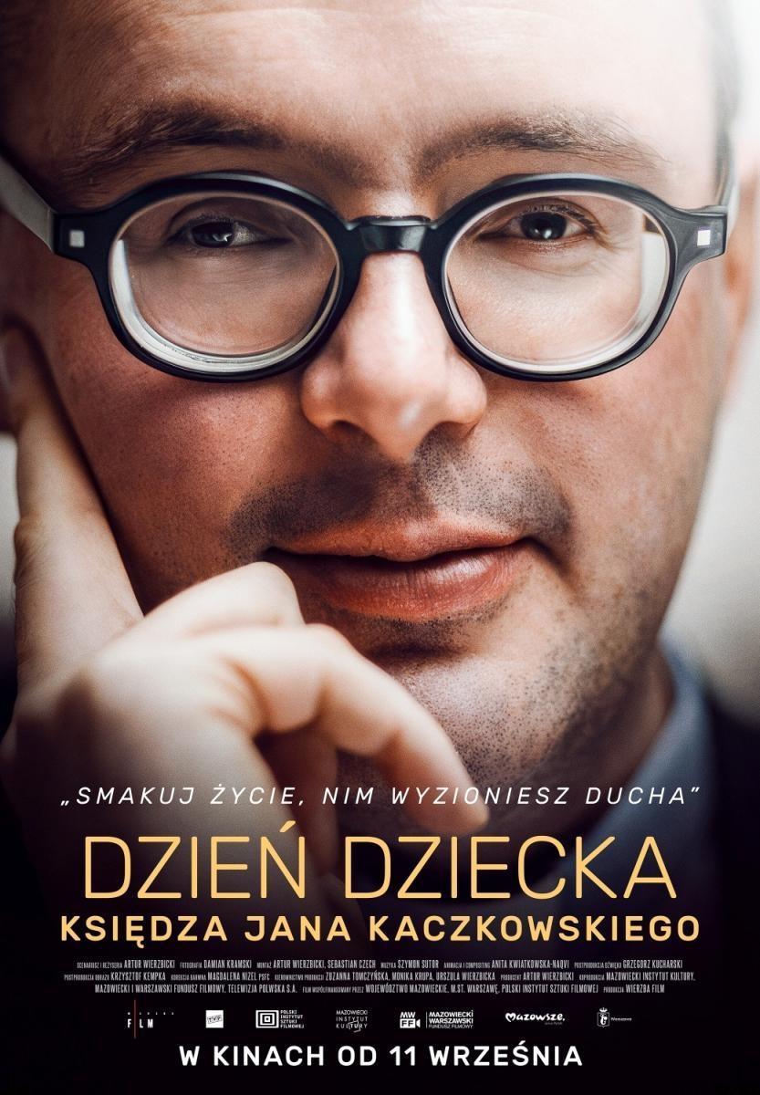 Zdjęcie w galerii na portalu naszwodzislaw.com: Ksiądz Jan Kaczkowski jakiego nie znaliśmy. Poruszający dokument w WCK wiadomości z regionu