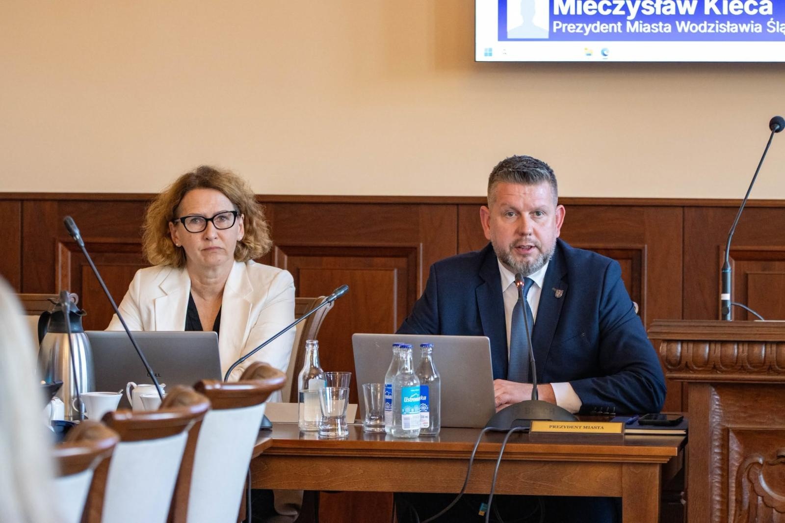 Zdjęcie w galerii na portalu naszwodzislaw.com: Bezrobocie wyższe niż przed rokiem, miasto z nadwyżką budżetową. Ważna sesja Rady Miejskiej wiadomości z regionu