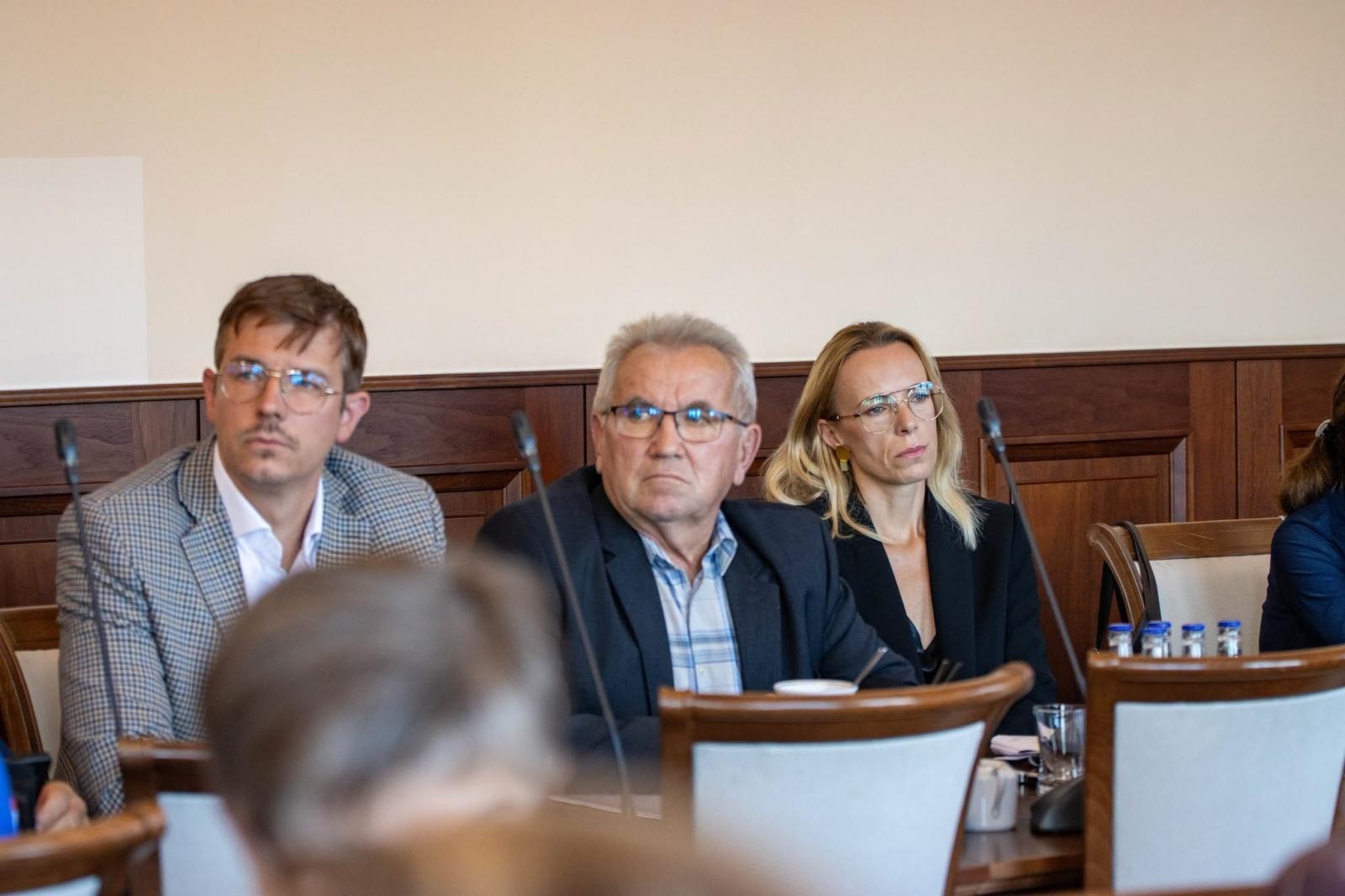 Zdjęcie w galerii na portalu naszwodzislaw.com: Bezrobocie wyższe niż przed rokiem, miasto z nadwyżką budżetową. Ważna sesja Rady Miejskiej wiadomości z regionu