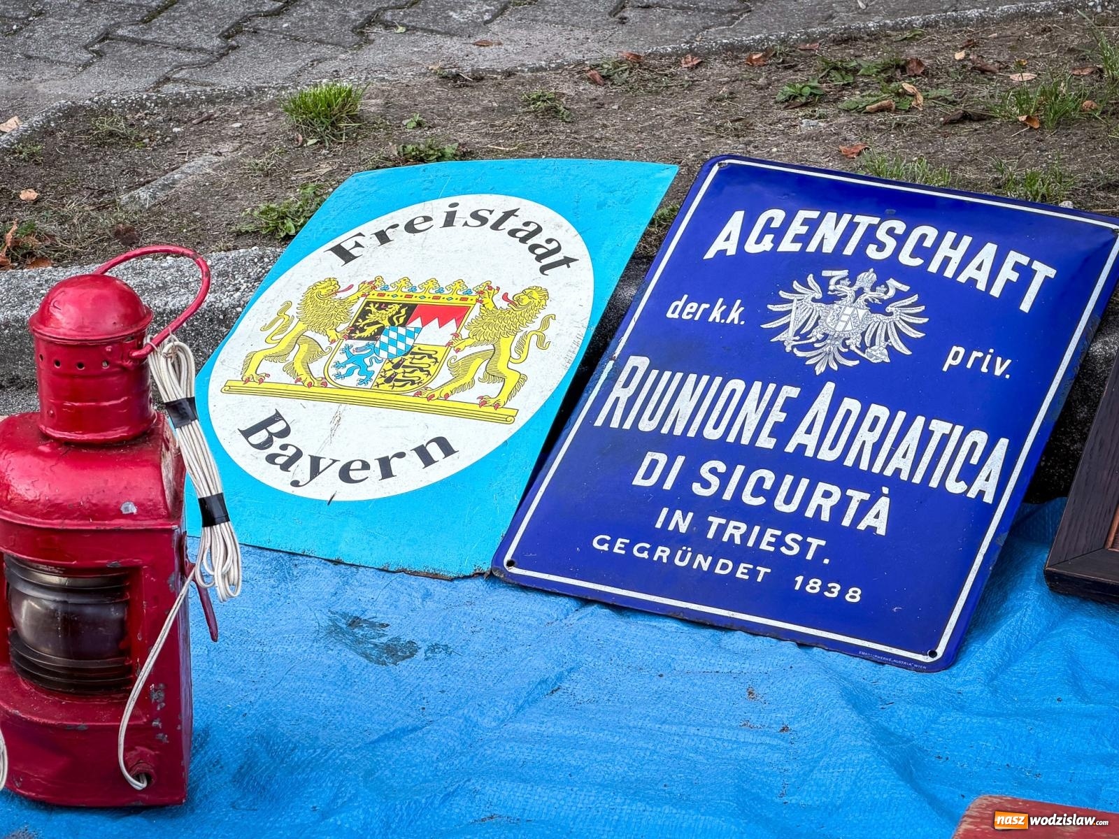 Zdjęcie w galerii na portalu naszwodzislaw.com: Jarmark na granicy w Chałupkach. Sprzedawcy zjechali z całego regionu [FOTO i WIDEO] wiadomości z regionu