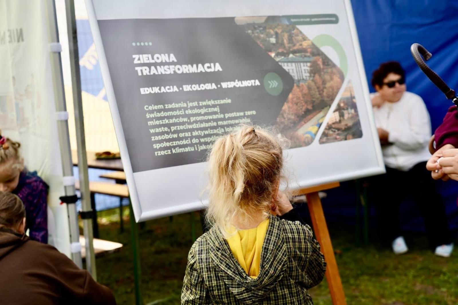 Zdjęcie w galerii na portalu naszwodzislaw.com: Rydułtowy mają już dwa Ogrody Społeczne. Nowe miejsce powstało przy ul. Korfantego wiadomości z regionu