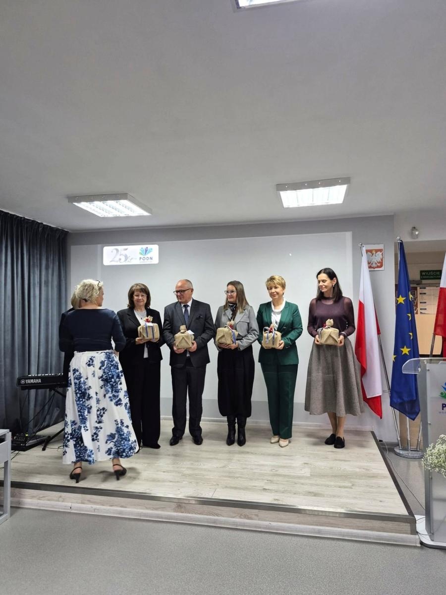 Zdjęcie w galerii na portalu naszwodzislaw.com: Odważna idea przetrwała ćwierć wieku. PODN świętuje 25-lecie wiadomości z regionu