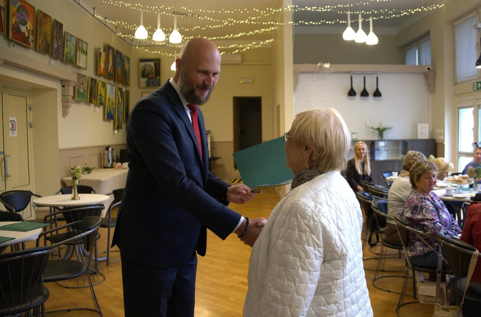 Zdjęcie w galerii na portalu naszwodzislaw.com: Radlin stawia na głos seniorów. Zespół doradców rozpoczął działalność wiadomości z regionu