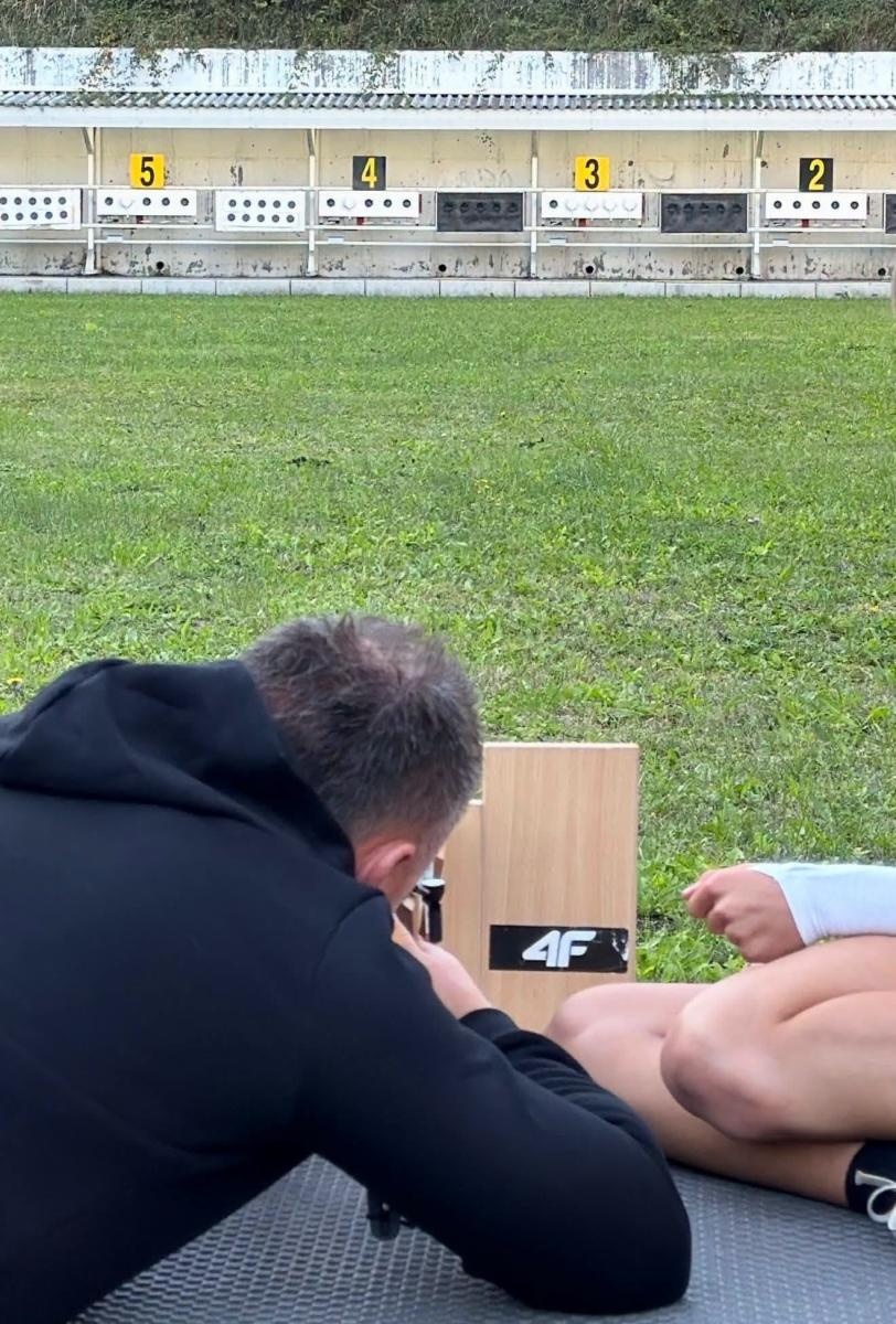 Zdjęcie w galerii na portalu naszwodzislaw.com: Biathlon od kuchni. Mieszkańcy mogli spróbować swoich sił na strzelnicy MOSiR Centrum wiadomości z regionu