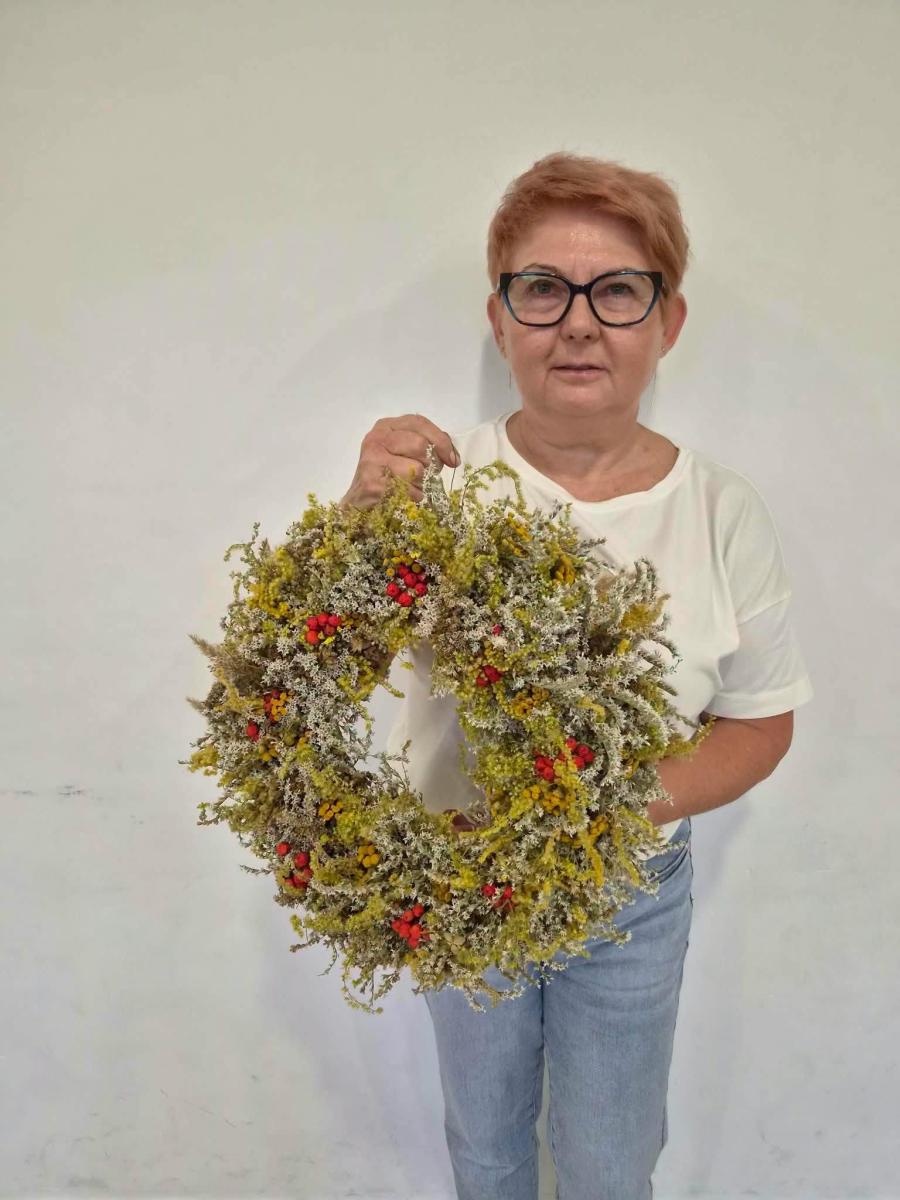 Zdjęcie w galerii na portalu naszwodzislaw.com: Jesień zawitała do Warsztatowni. W Rydułtowach powstały wyjątkowe wianki wiadomości z regionu