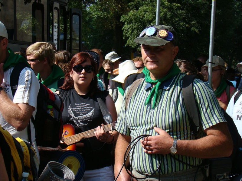 Zdjęcie w galerii na portalu naszwodzislaw.com: Turkusowi i zieloni na pątniczym szlaku wiadomości z regionu