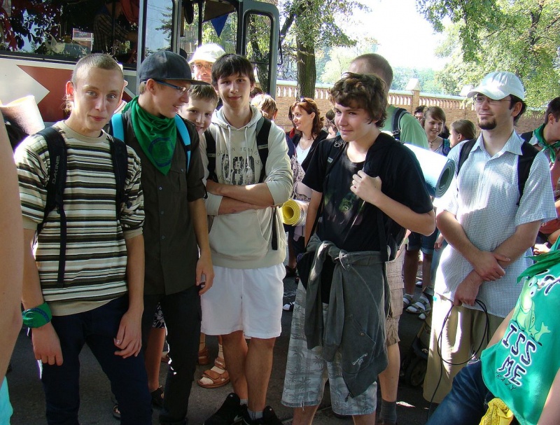 Zdjęcie w galerii na portalu naszwodzislaw.com: Turkusowi i zieloni na pątniczym szlaku wiadomości z regionu