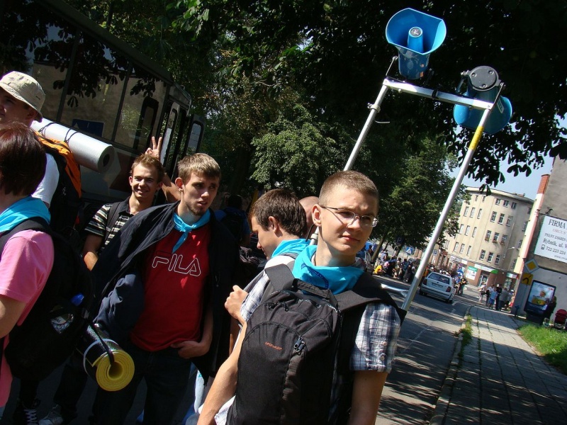 Zdjęcie w galerii na portalu naszwodzislaw.com: Turkusowi i zieloni na pątniczym szlaku wiadomości z regionu