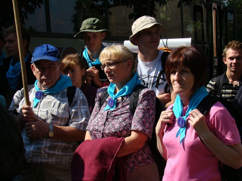 Zdjęcie w galerii na portalu naszwodzislaw.com: Turkusowi i zieloni na pątniczym szlaku wiadomości z regionu