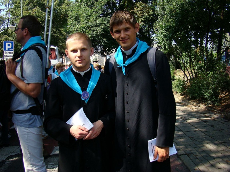 Zdjęcie w galerii na portalu naszwodzislaw.com: Turkusowi i zieloni na pątniczym szlaku wiadomości z regionu