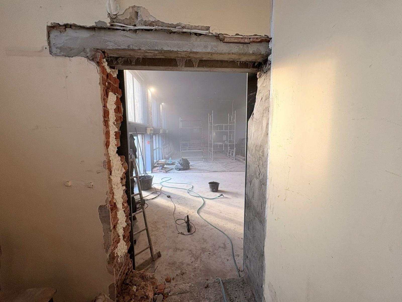 Zdjęcie w galerii na portalu naszwodzislaw.com: WCK modernizuje salę klubową. Zmiany mają służyć koncertom i zajęciom tanecznym wiadomości z regionu