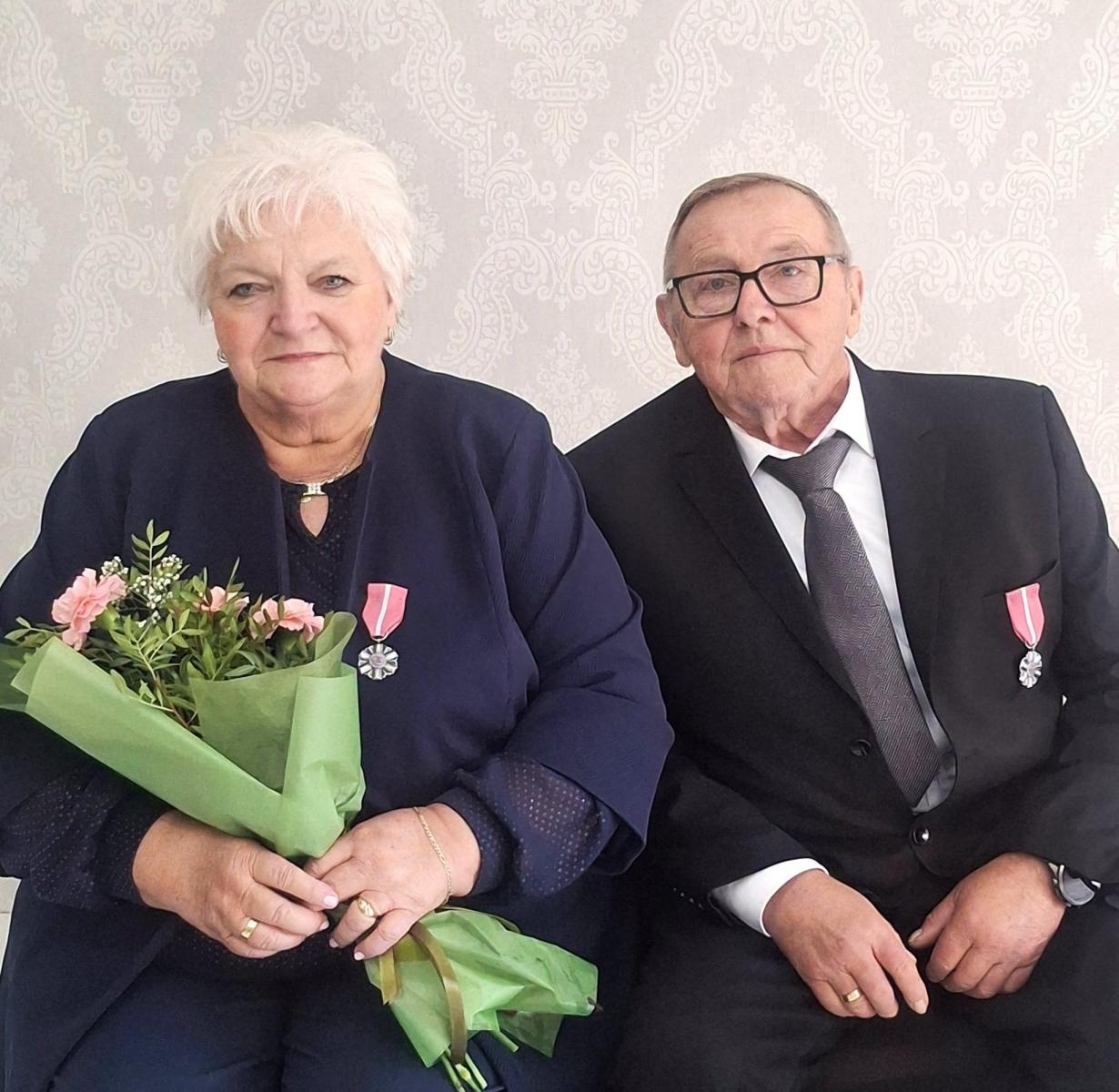 Zdjęcie w galerii na portalu naszwodzislaw.com: 50 lat razem. W Czyżowicach uhonorowano małżeństwa z gminy Gorzyce wiadomości z regionu