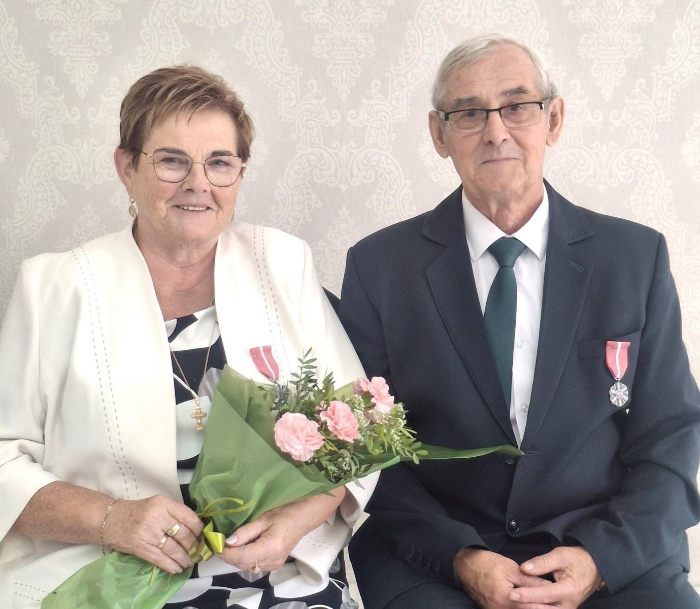 Zdjęcie w galerii na portalu naszwodzislaw.com: 50 lat razem. W Czyżowicach uhonorowano małżeństwa z gminy Gorzyce wiadomości z regionu