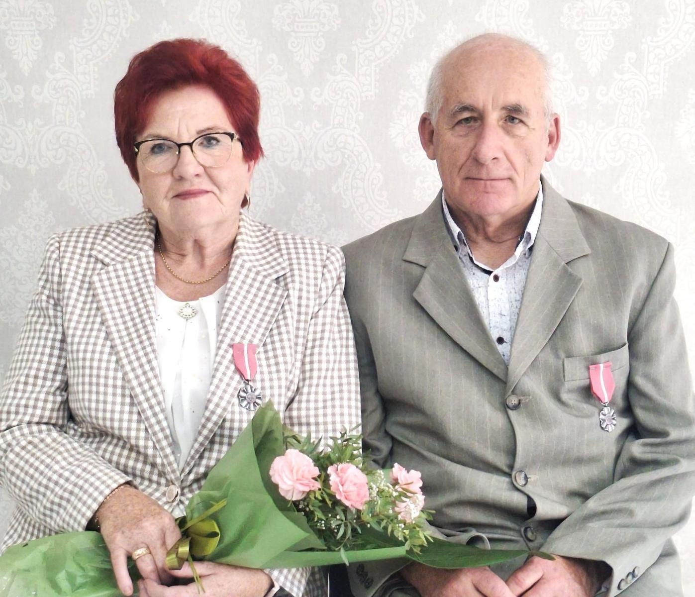 Zdjęcie w galerii na portalu naszwodzislaw.com: 50 lat razem. W Czyżowicach uhonorowano małżeństwa z gminy Gorzyce wiadomości z regionu