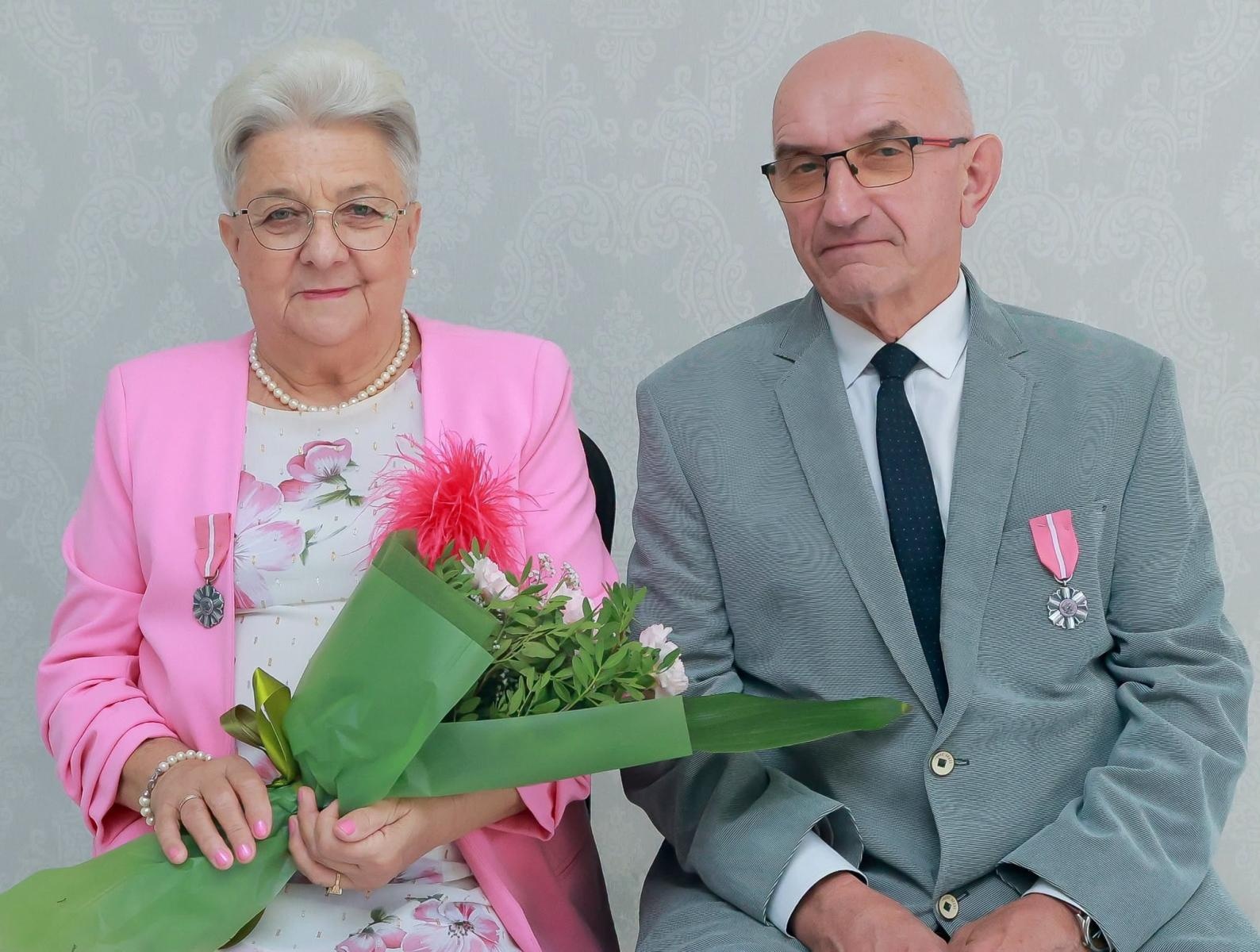 Zdjęcie w galerii na portalu naszwodzislaw.com: 50 lat razem. W Czyżowicach uhonorowano małżeństwa z gminy Gorzyce wiadomości z regionu