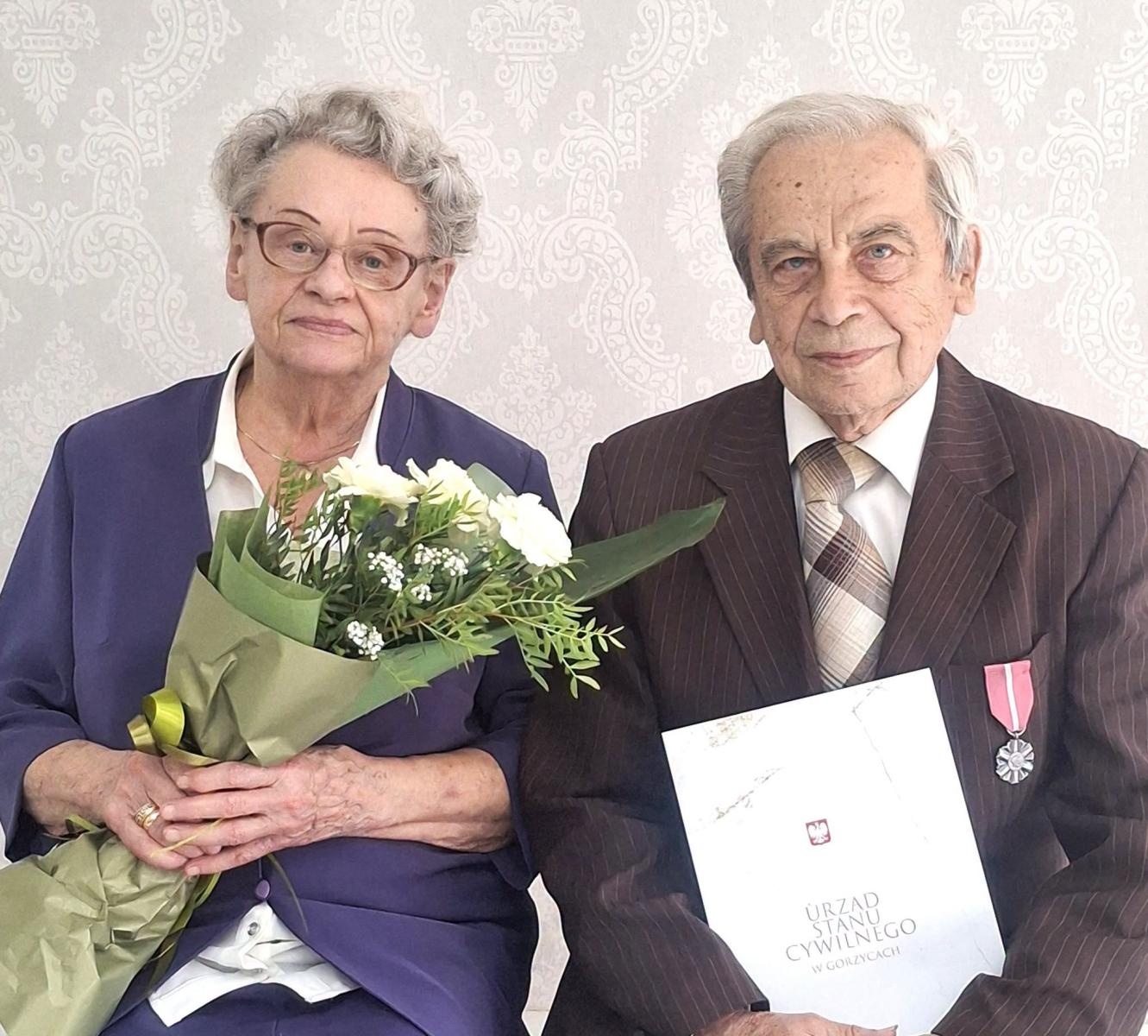 Zdjęcie w galerii na portalu naszwodzislaw.com: 50 lat razem. W Czyżowicach uhonorowano małżeństwa z gminy Gorzyce wiadomości z regionu