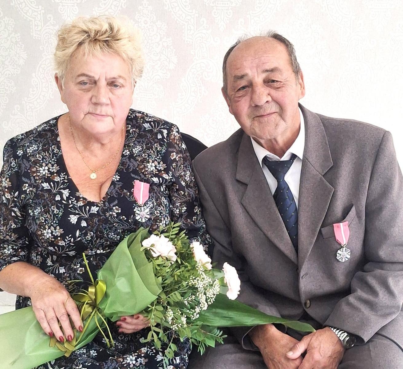 Zdjęcie w galerii na portalu naszwodzislaw.com: 50 lat razem. W Czyżowicach uhonorowano małżeństwa z gminy Gorzyce wiadomości z regionu
