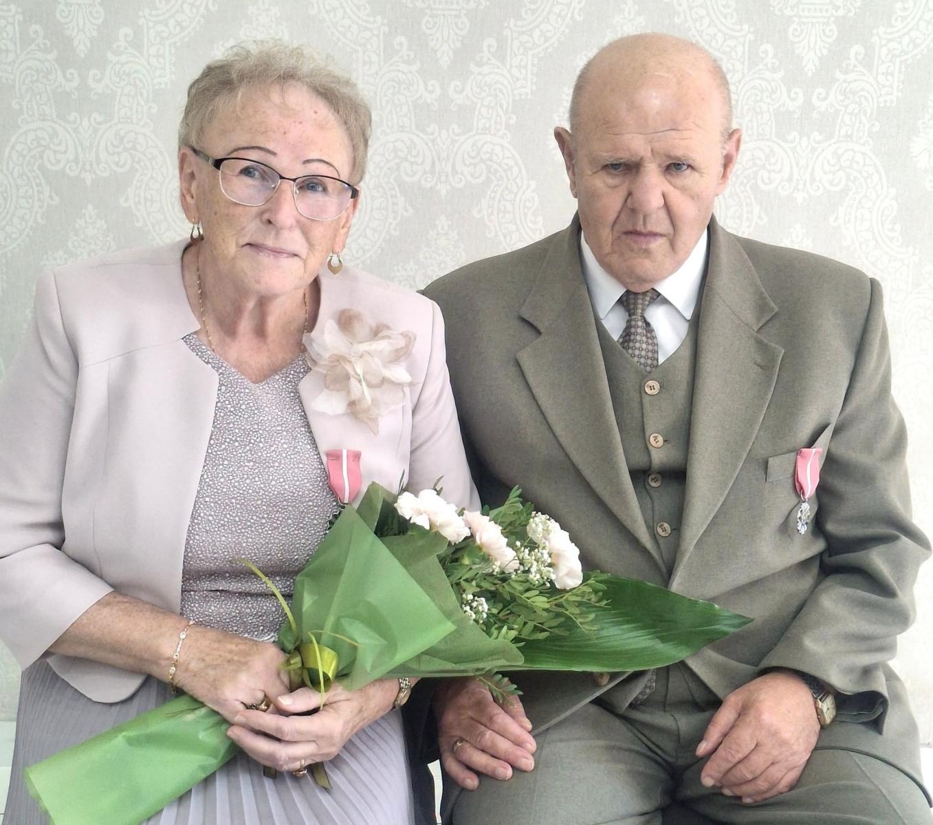 Zdjęcie w galerii na portalu naszwodzislaw.com: 50 lat razem. W Czyżowicach uhonorowano małżeństwa z gminy Gorzyce wiadomości z regionu