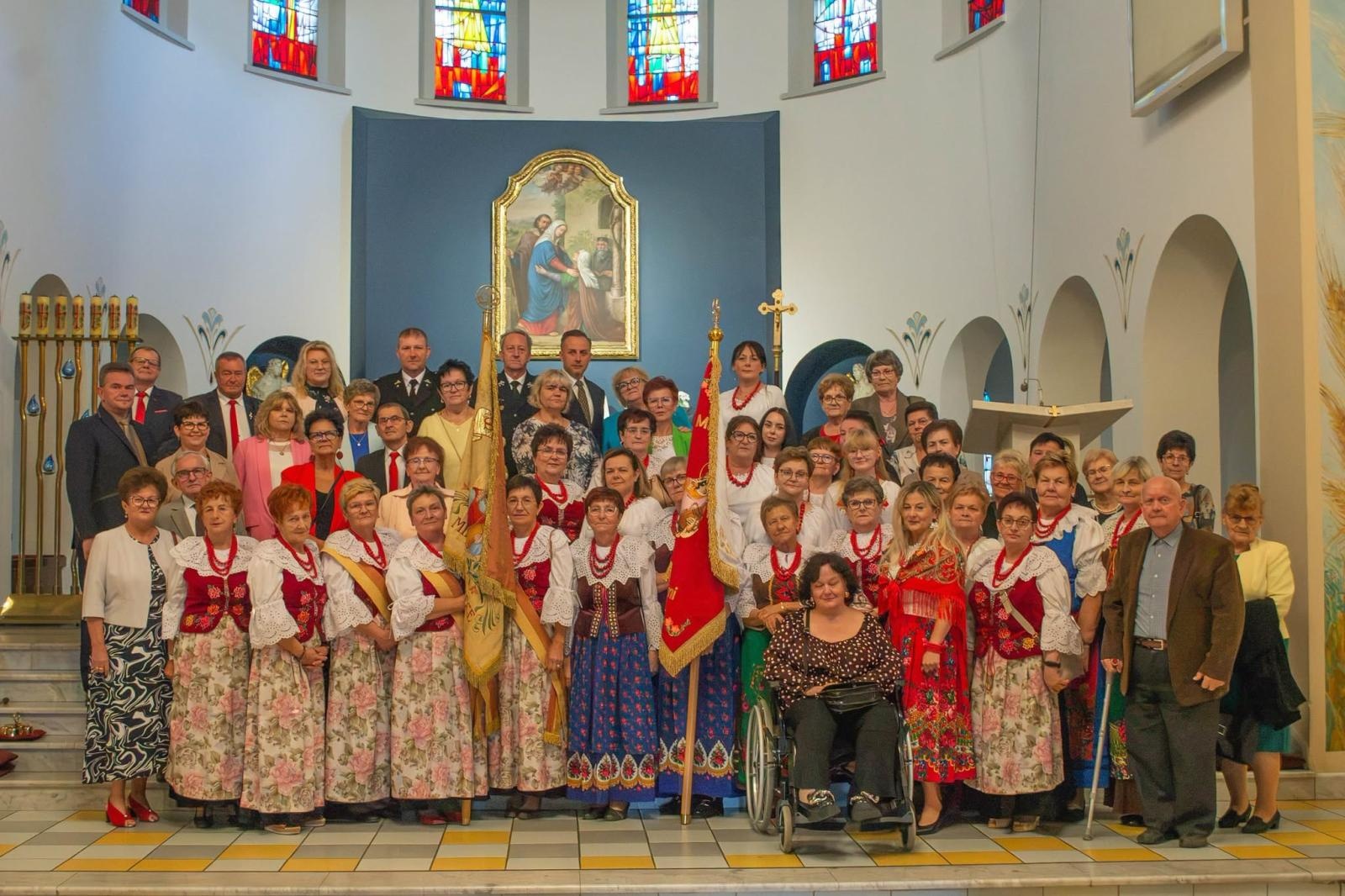 Zdjęcie w galerii na portalu naszwodzislaw.com: Podwójny jubileusz KGW Gogołowa. 65 lat tradycji i 25 lat od reaktywacji [FOTO] wiadomości z regionu