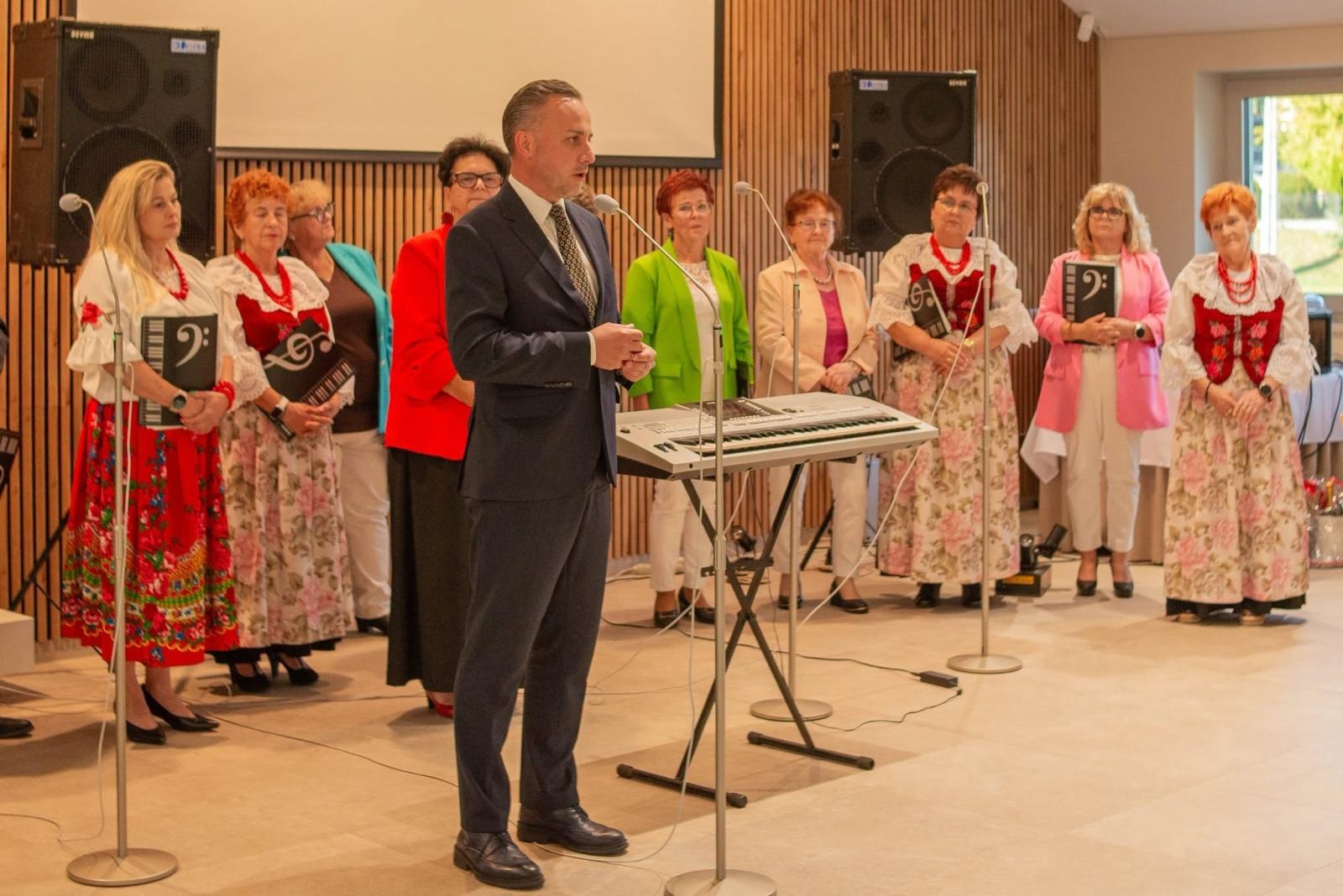 Zdjęcie w galerii na portalu naszwodzislaw.com: Podwójny jubileusz KGW Gogołowa. 65 lat tradycji i 25 lat od reaktywacji [FOTO] wiadomości z regionu