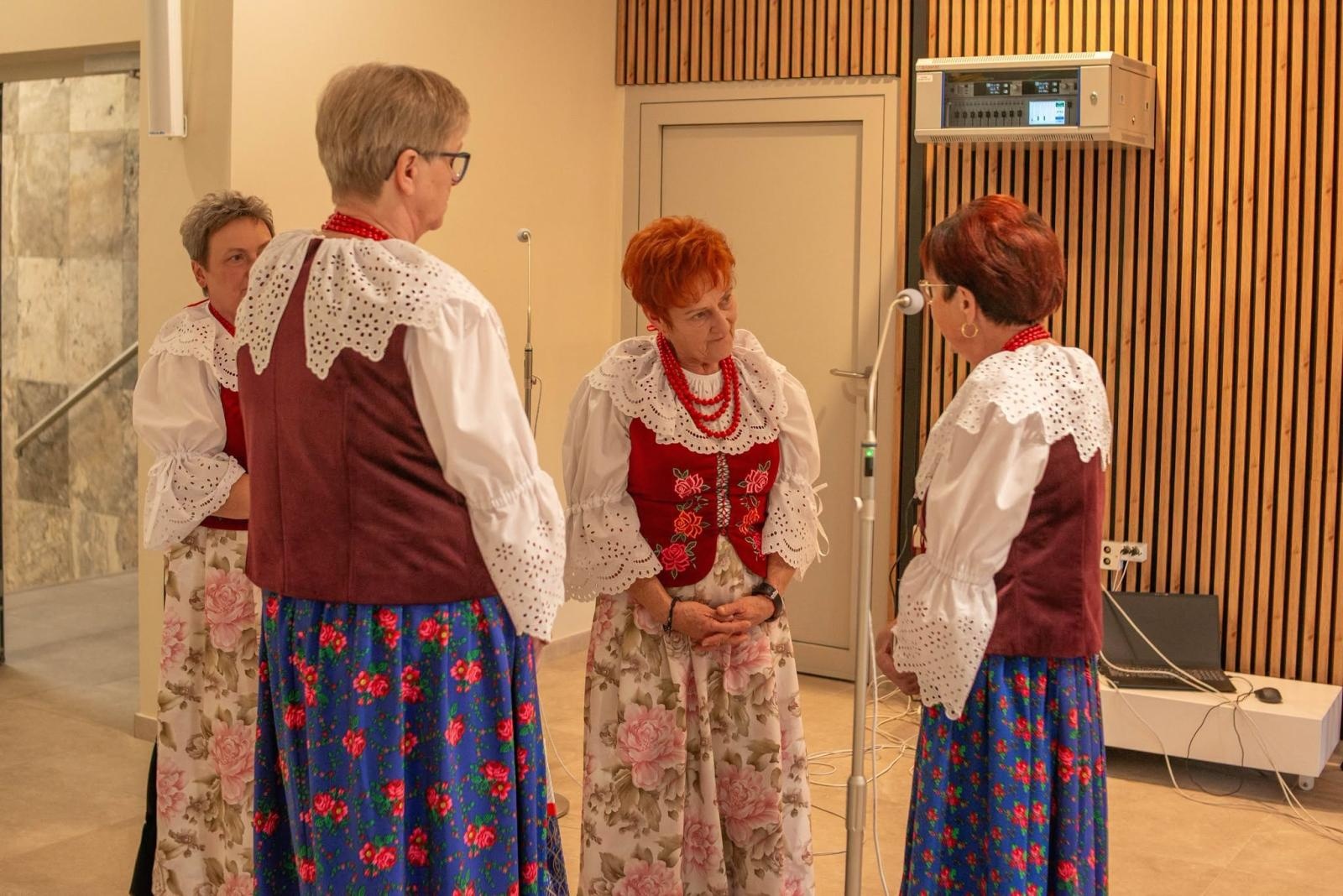 Zdjęcie w galerii na portalu naszwodzislaw.com: Podwójny jubileusz KGW Gogołowa. 65 lat tradycji i 25 lat od reaktywacji [FOTO] wiadomości z regionu