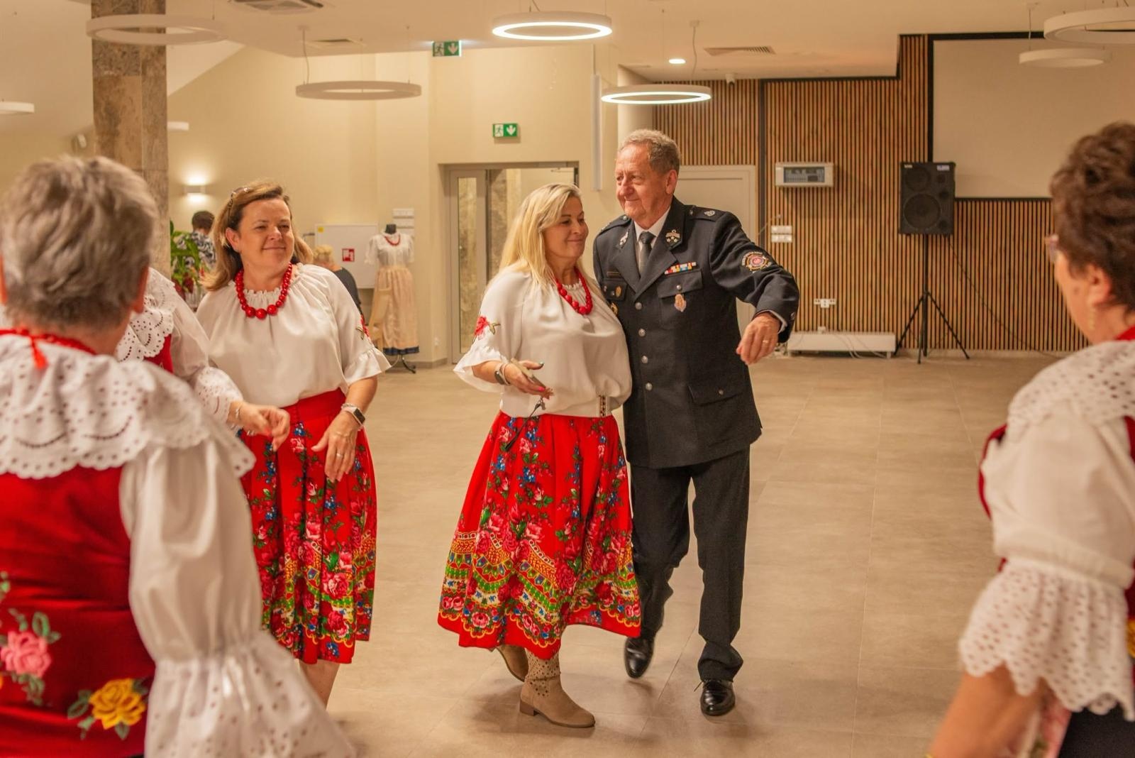 Zdjęcie w galerii na portalu naszwodzislaw.com: Podwójny jubileusz KGW Gogołowa. 65 lat tradycji i 25 lat od reaktywacji [FOTO] wiadomości z regionu