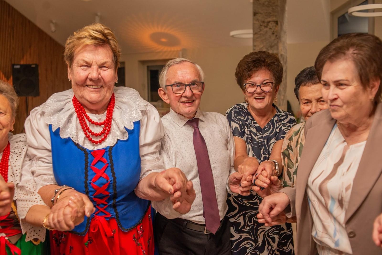 Zdjęcie w galerii na portalu naszwodzislaw.com: Podwójny jubileusz KGW Gogołowa. 65 lat tradycji i 25 lat od reaktywacji [FOTO] wiadomości z regionu