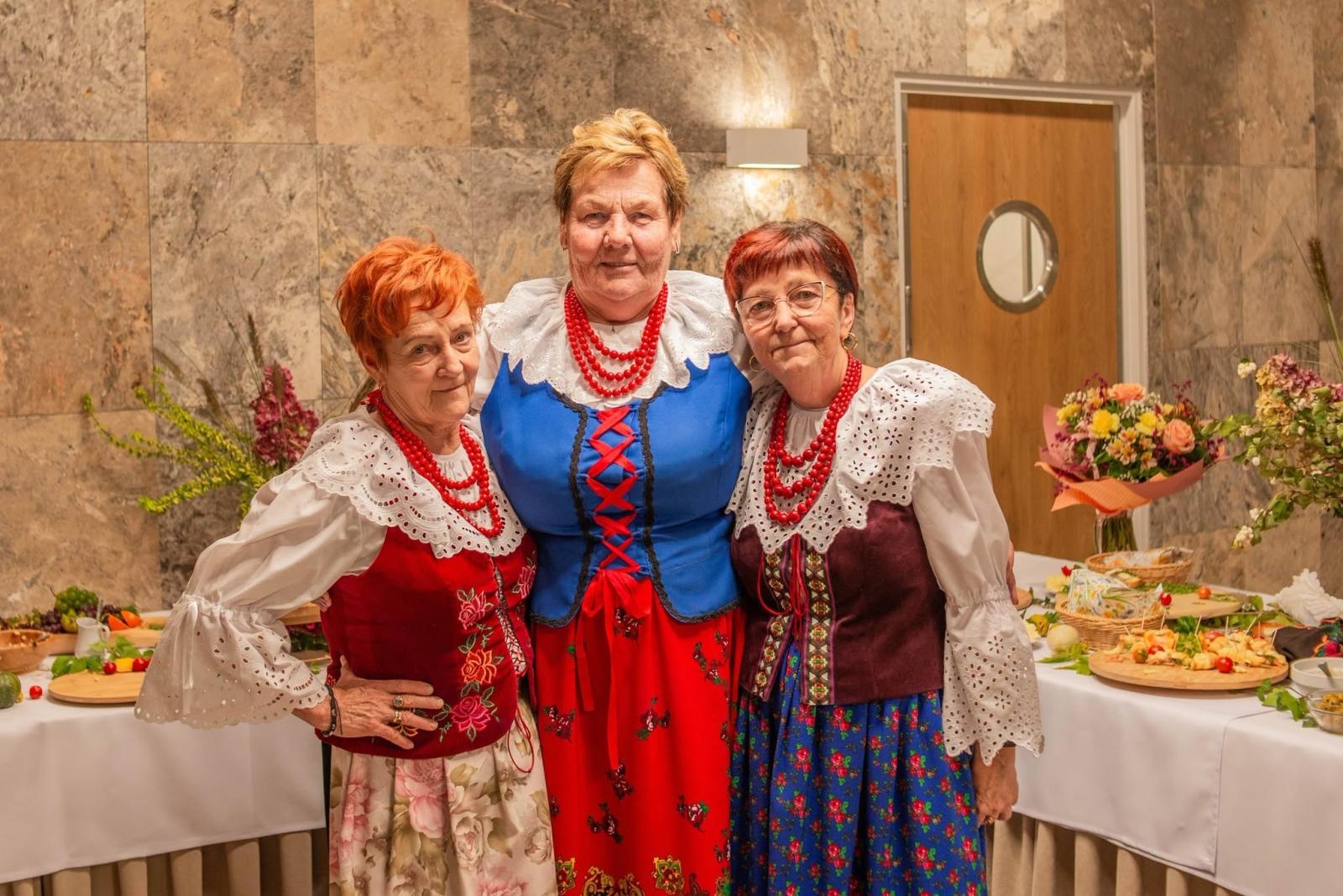 Zdjęcie w galerii na portalu naszwodzislaw.com: Podwójny jubileusz KGW Gogołowa. 65 lat tradycji i 25 lat od reaktywacji [FOTO] wiadomości z regionu