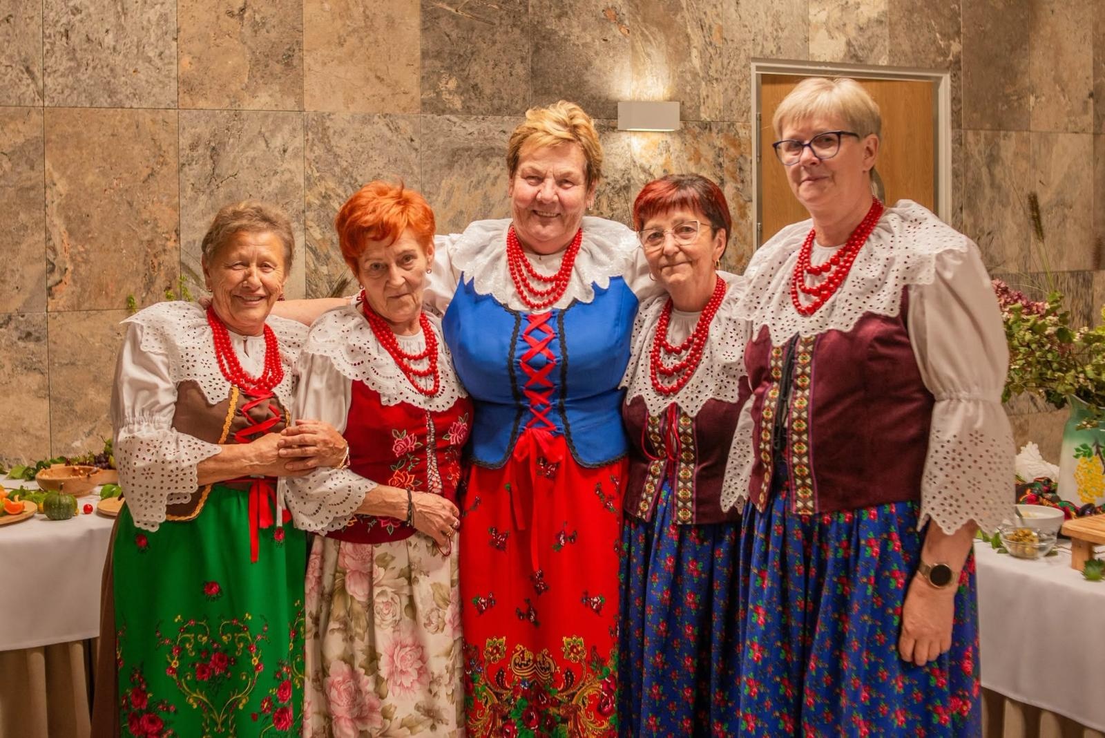 Zdjęcie w galerii na portalu naszwodzislaw.com: Podwójny jubileusz KGW Gogołowa. 65 lat tradycji i 25 lat od reaktywacji [FOTO] wiadomości z regionu