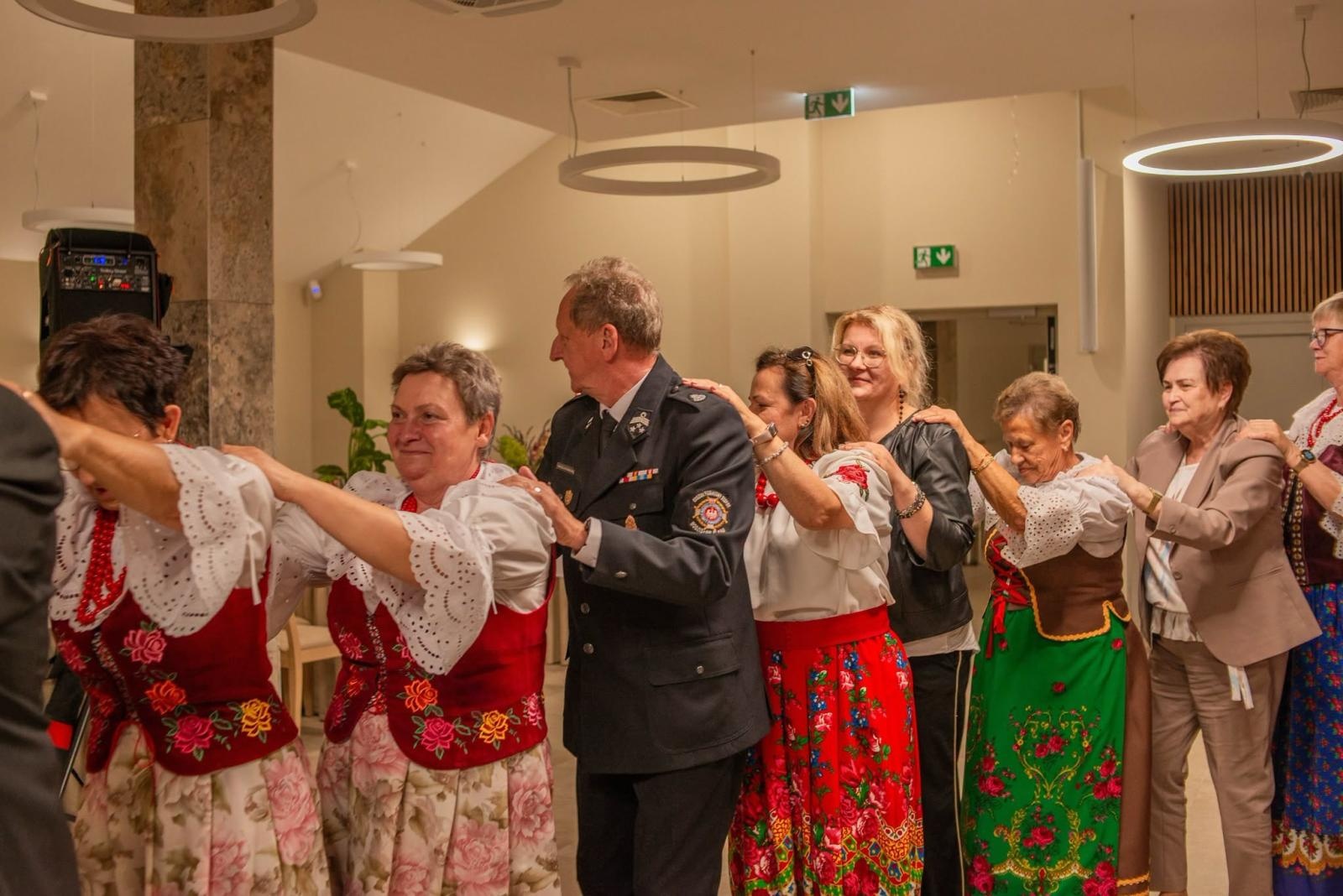 Zdjęcie w galerii na portalu naszwodzislaw.com: Podwójny jubileusz KGW Gogołowa. 65 lat tradycji i 25 lat od reaktywacji [FOTO] wiadomości z regionu