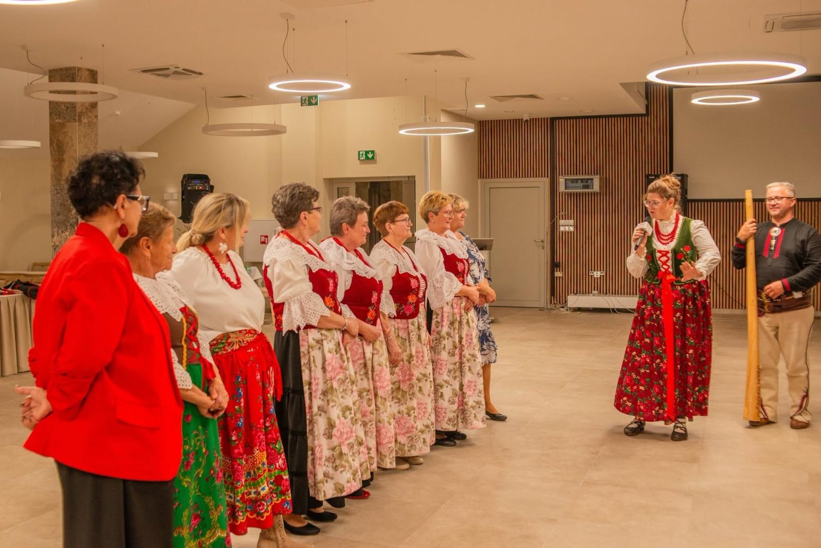 Zdjęcie w galerii na portalu naszwodzislaw.com: Podwójny jubileusz KGW Gogołowa. 65 lat tradycji i 25 lat od reaktywacji [FOTO] wiadomości z regionu