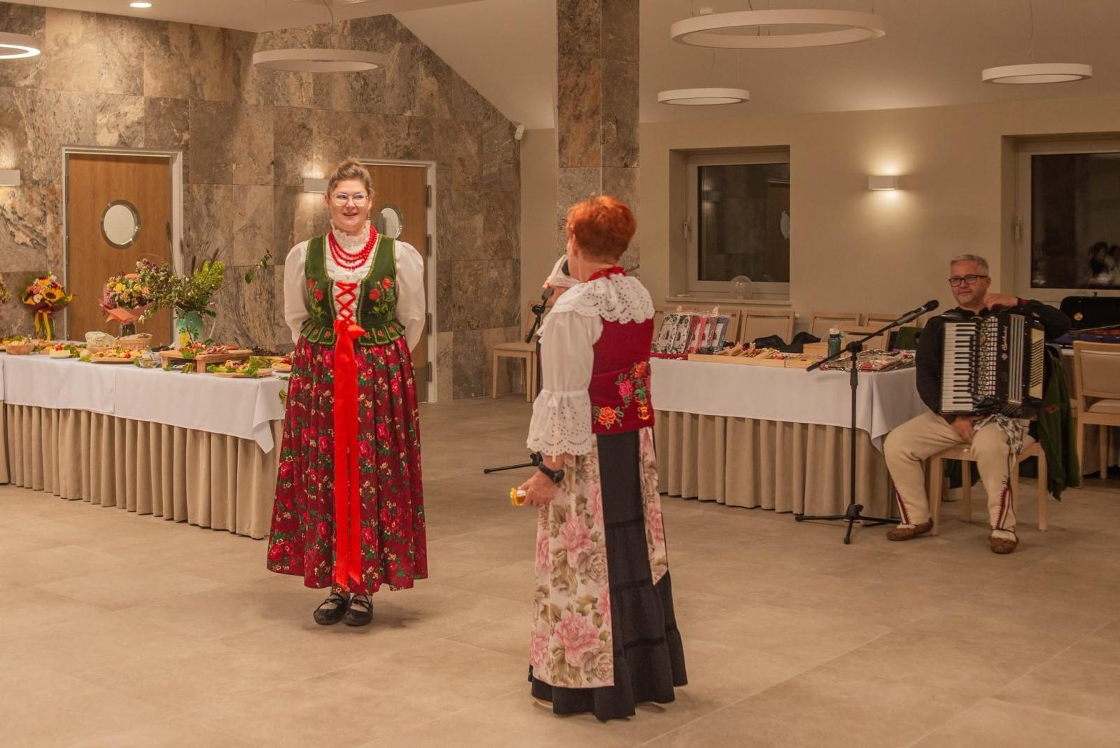 Zdjęcie w galerii na portalu naszwodzislaw.com: Podwójny jubileusz KGW Gogołowa. 65 lat tradycji i 25 lat od reaktywacji [FOTO] wiadomości z regionu