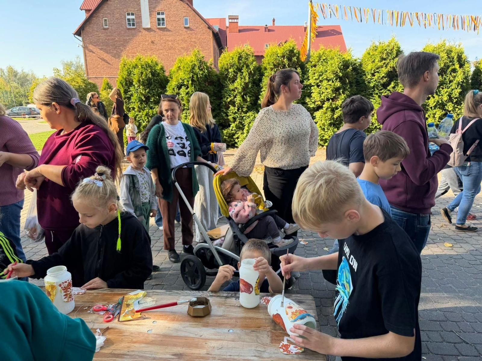 Zdjęcie w galerii na portalu naszwodzislaw.com: Dyniowe Love przyciągnęło tłumy. Rydułtowy rozpoczęły jesień pełną kolorów [FOTO] wiadomości z regionu