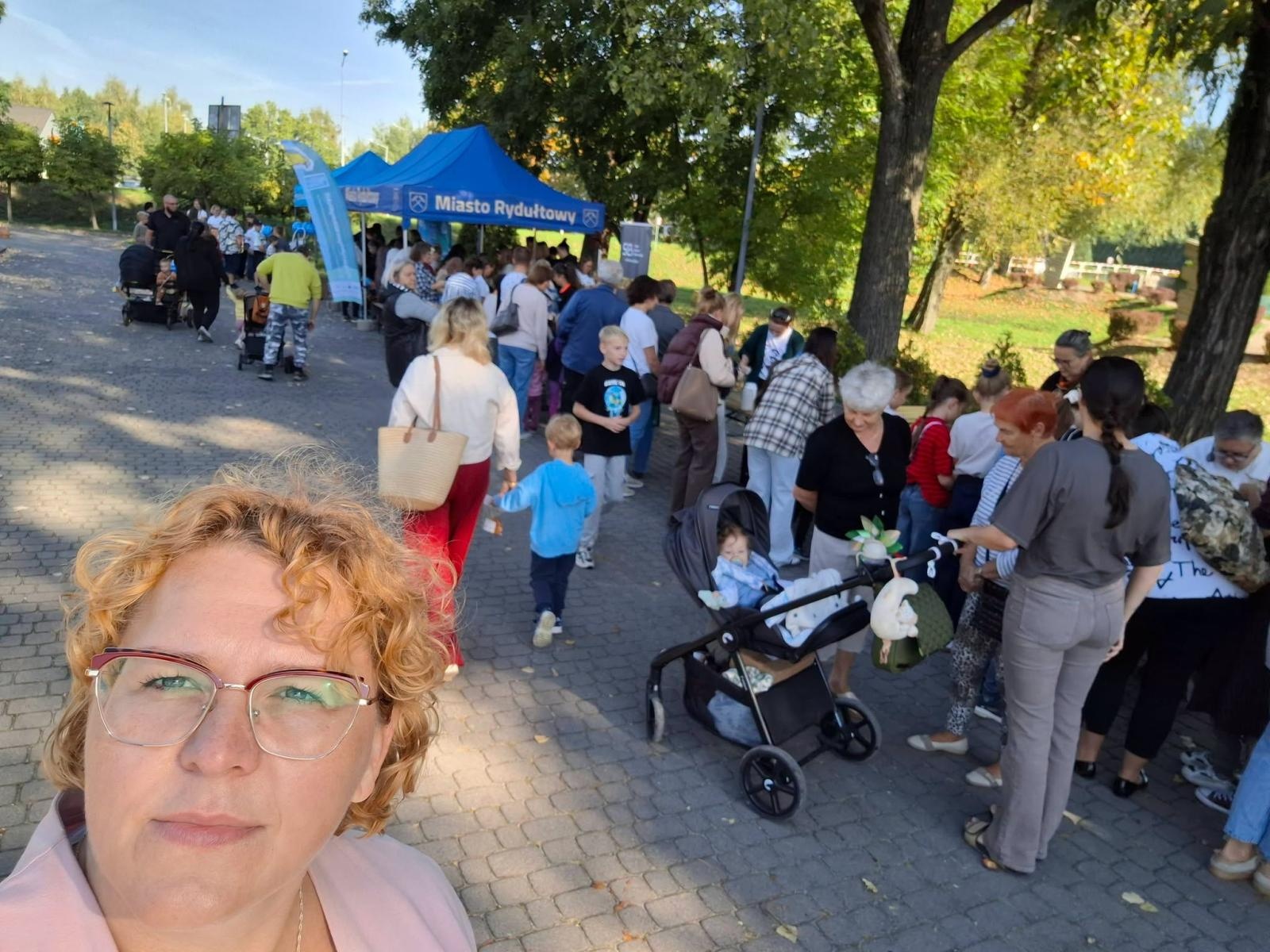 Zdjęcie w galerii na portalu naszwodzislaw.com: Dyniowe Love przyciągnęło tłumy. Rydułtowy rozpoczęły jesień pełną kolorów [FOTO] wiadomości z regionu