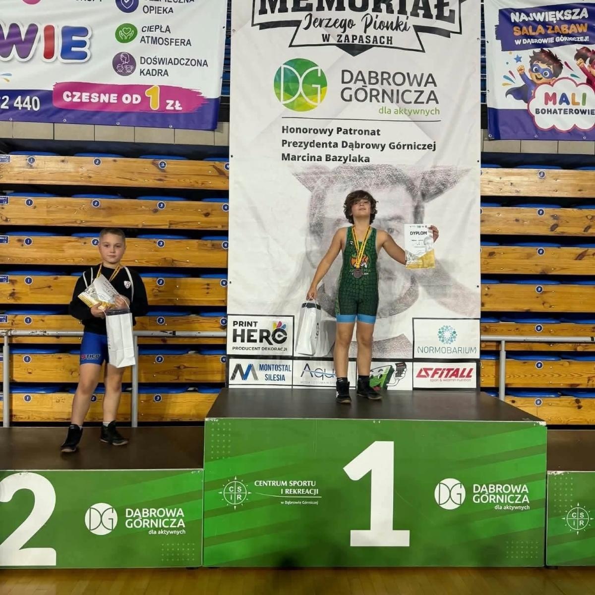 Zdjęcie w galerii na portalu naszwodzislaw.com: Młodzi zawodnicy Akademii Top Team z medalami. Udane starty w Dąbrowie Górniczej i Opolu wiadomości z regionu
