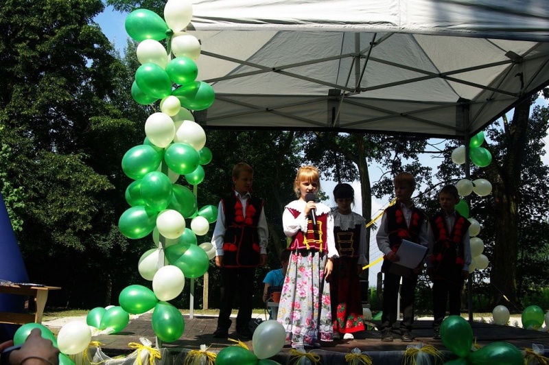 Zdjęcie w galerii na portalu naszwodzislaw.com: Biznesmen ufundował plac zabaw wiadomości z regionu