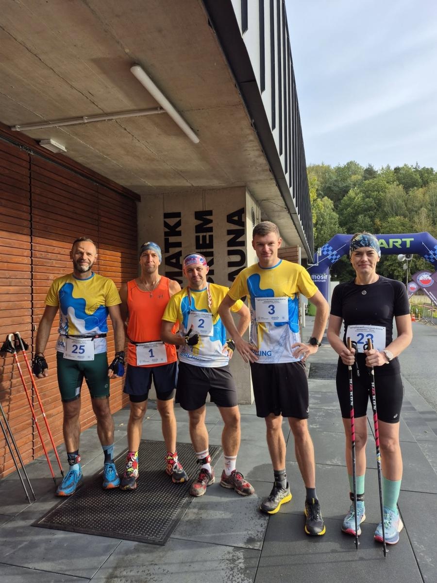 Zdjęcie w galerii na portalu naszwodzislaw.com: 50 kilometrów w 5:44:44! Daniel Romanowski ustanowił rekord świata na Balatonie [FOTO] wiadomości z regionu