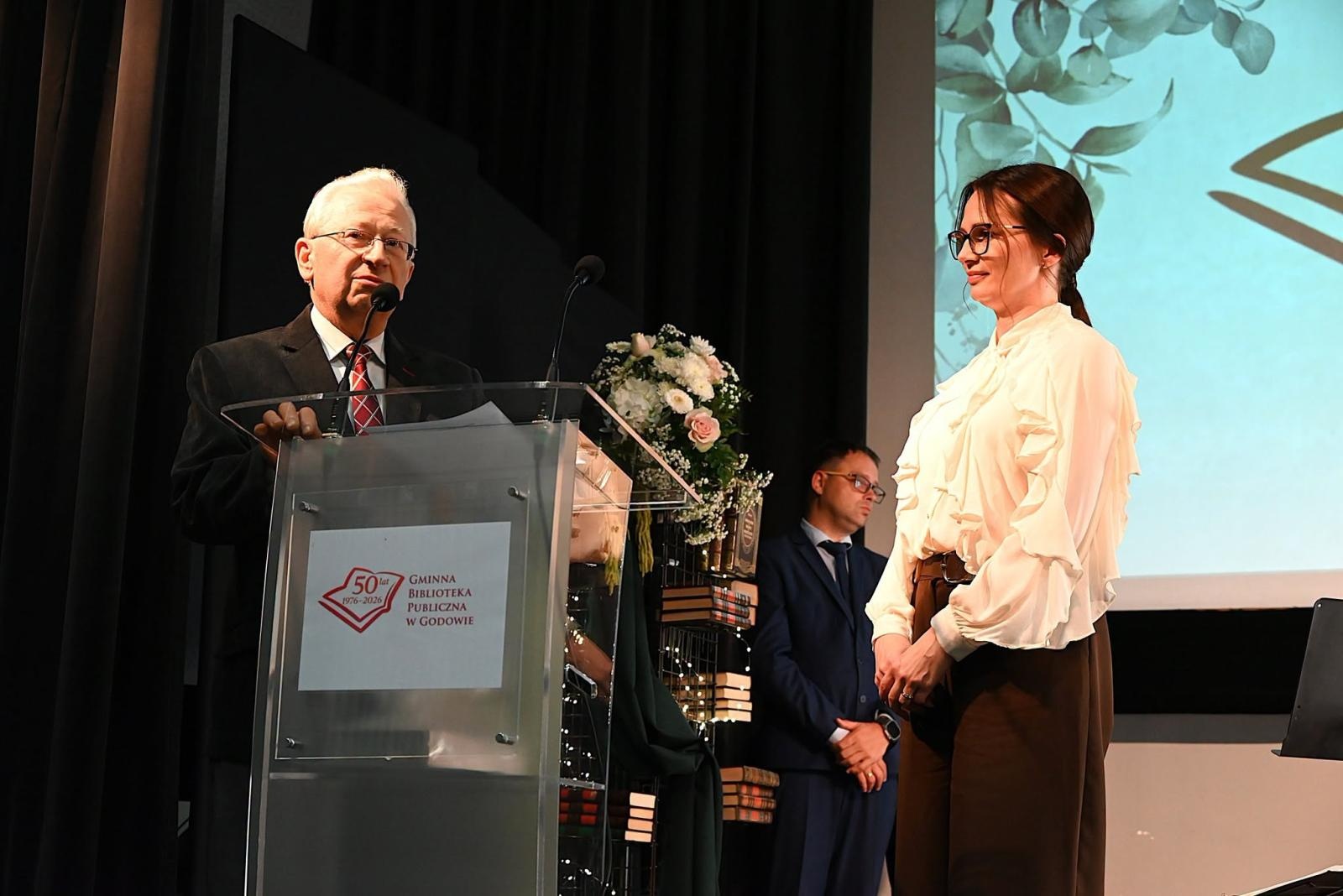Zdjęcie w galerii na portalu naszwodzislaw.com: 50 lat biblioteki w Godowie. Jubileusz pełen wzruszeń, gratulacji i wspomnień [FOTO] wiadomości z regionu