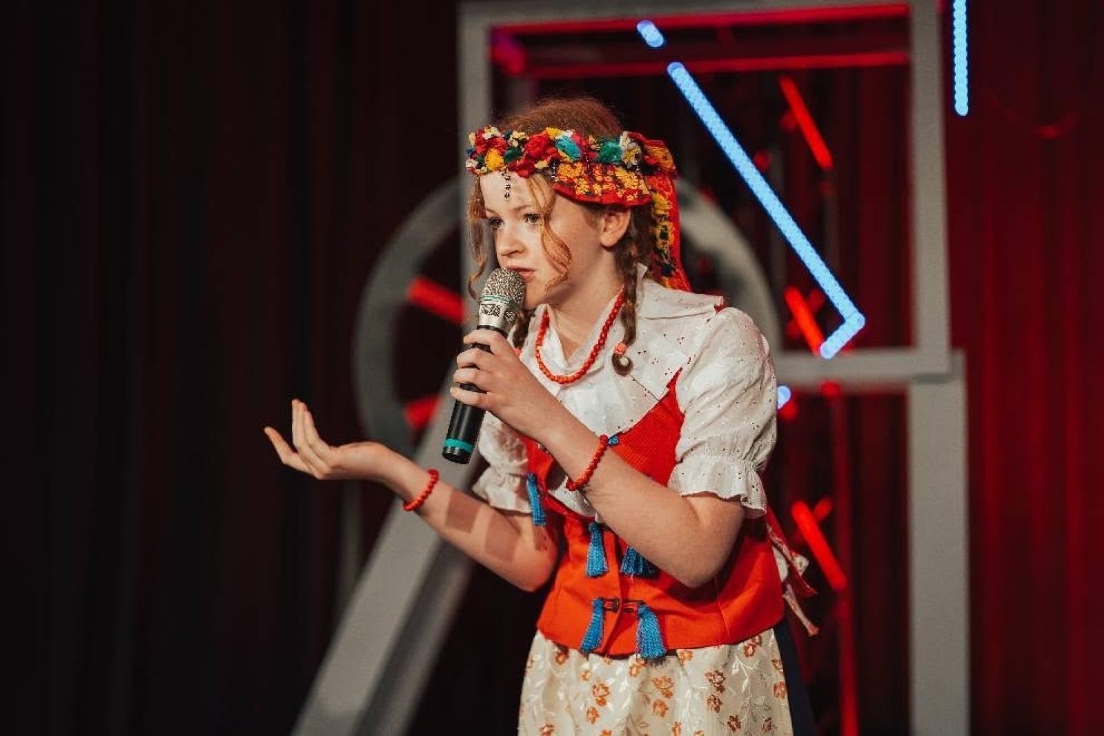 Zdjęcie w galerii na portalu naszwodzislaw.com: XVI Konkurs Gawędziarski Fedrowani w godce. Śląskie historie znów wybrzmią na scenie wiadomości z regionu