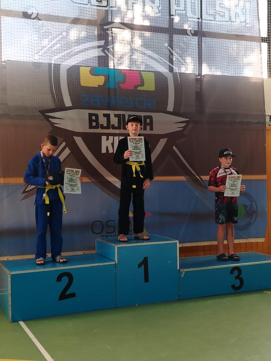 Zdjęcie w galerii na portalu naszwodzislaw.com: Pięć medali dla Octagon Team! Brajan Nawrot dwukrotnie na najwyższym stopniu podium wiadomości z regionu